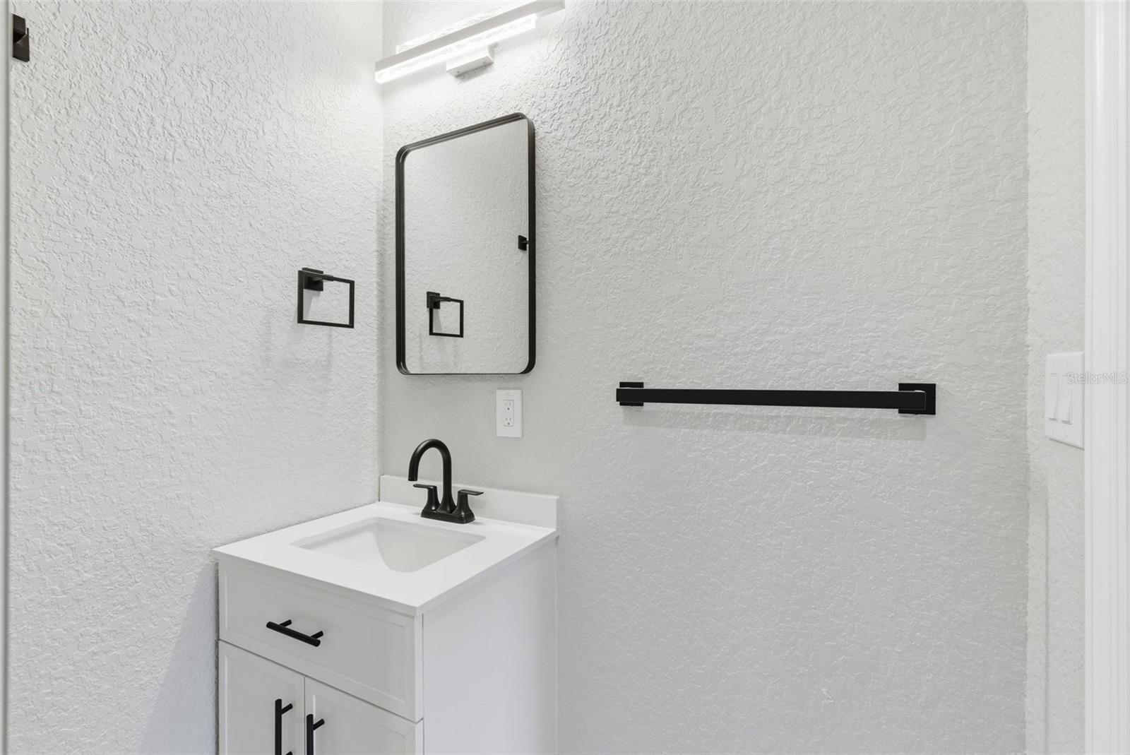 Image 17 of 27 For 113 145th Avenue E 1