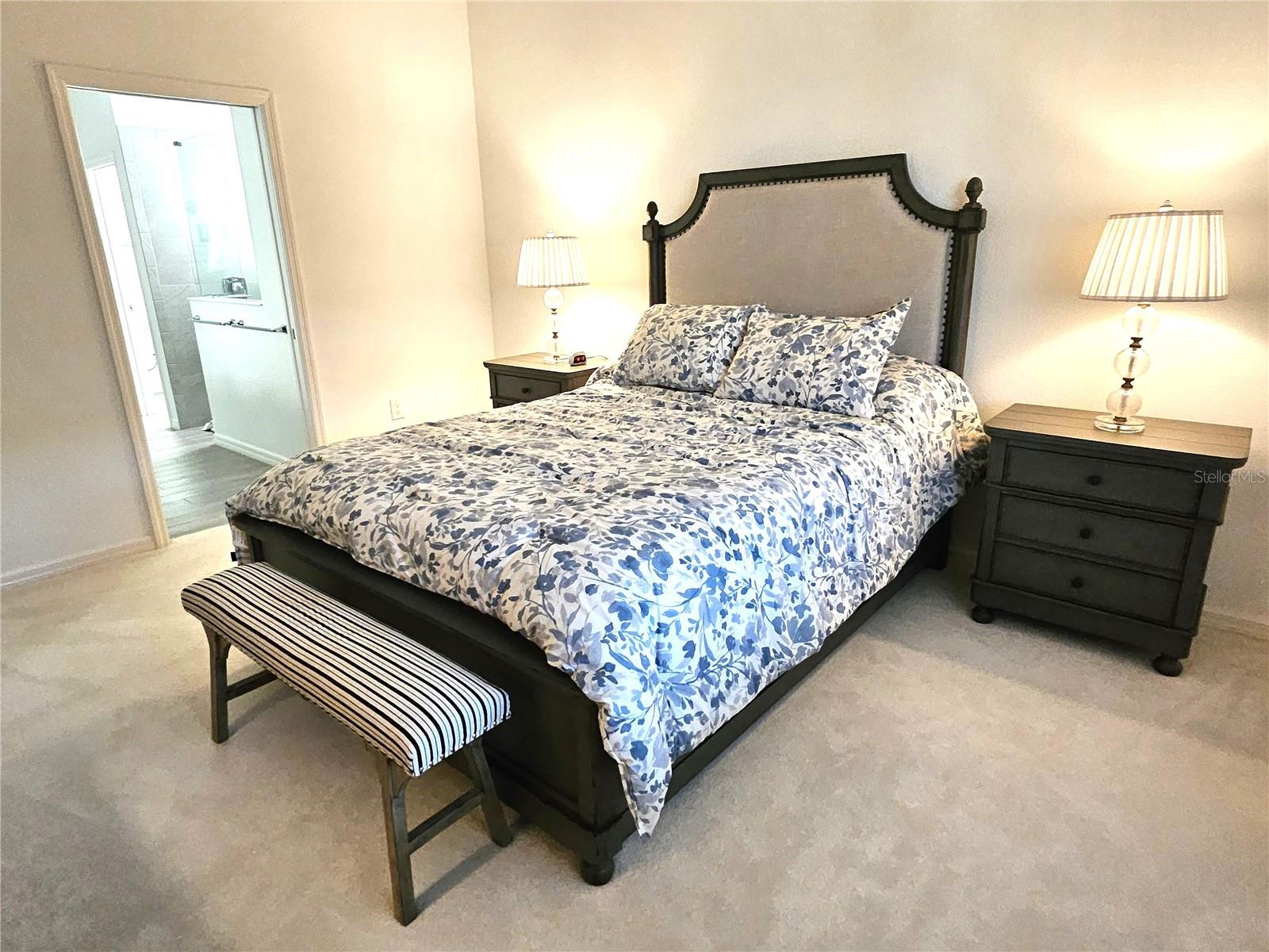 Listing photo id 25 for 12022 Goldenrod Avenue