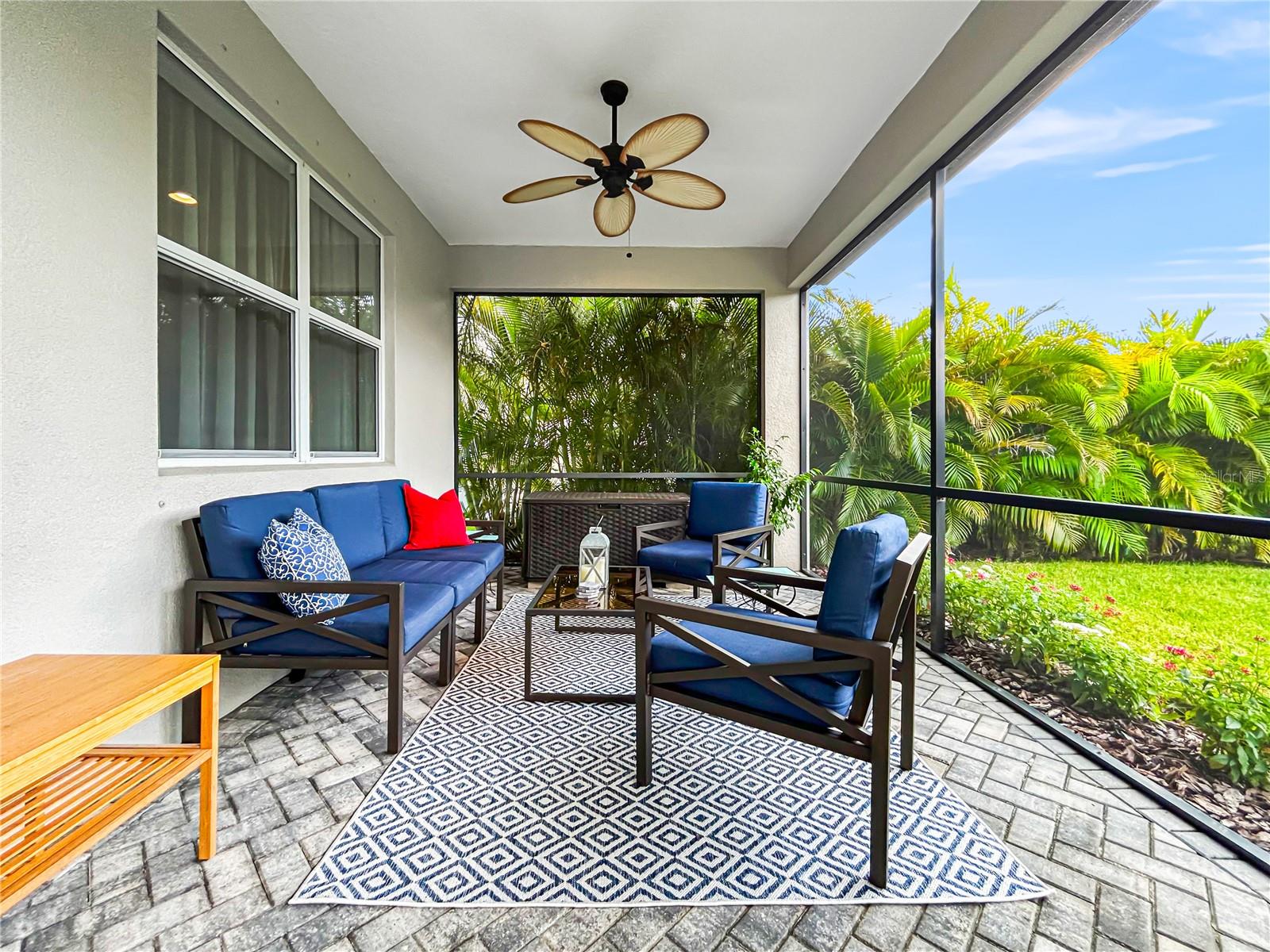 Listing photo id 51 for 12022 Goldenrod Avenue