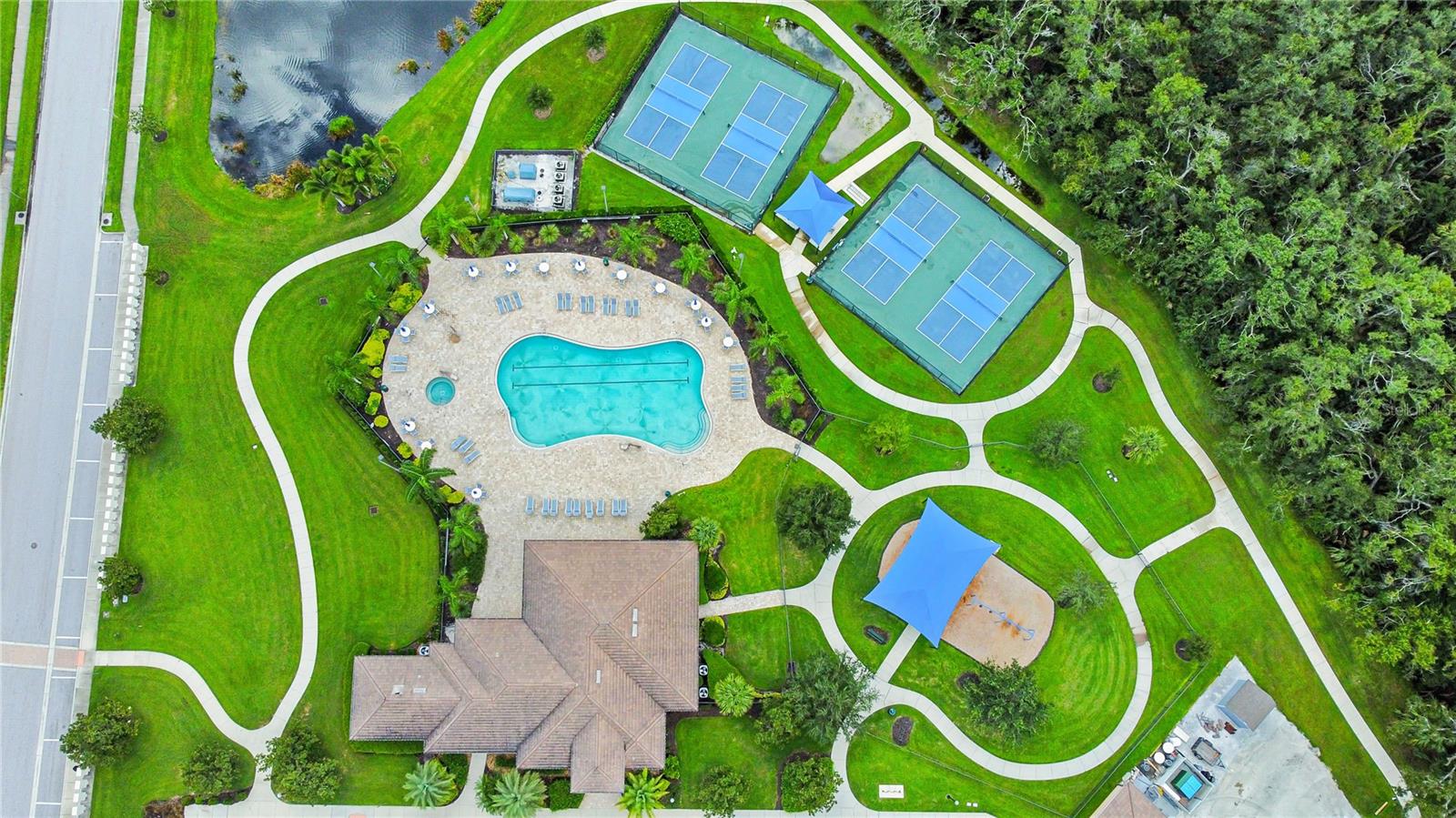 Listing photo id 53 for 12022 Goldenrod Avenue