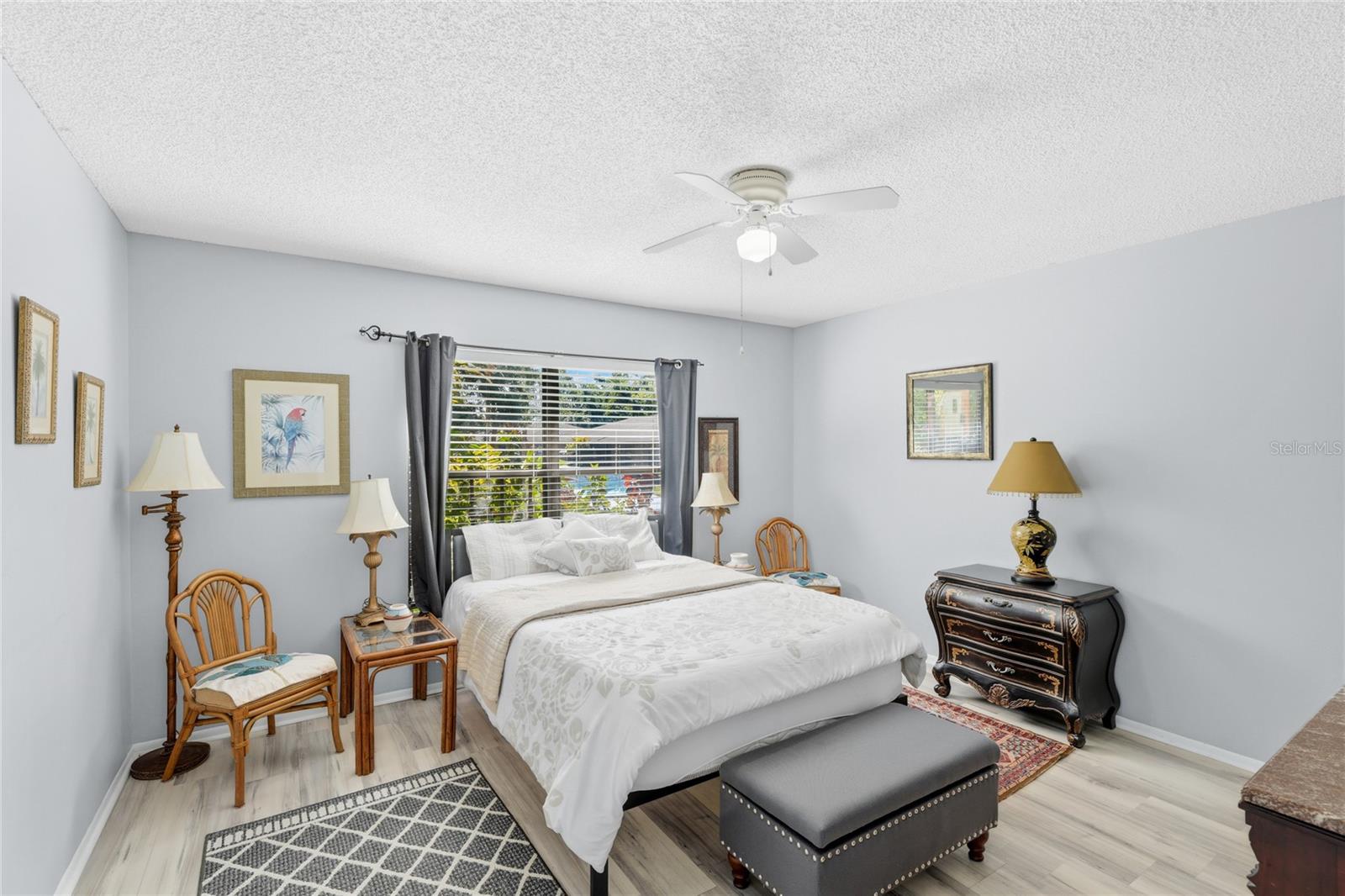 Image 15 of 24 For 5406 11th Street Circle E