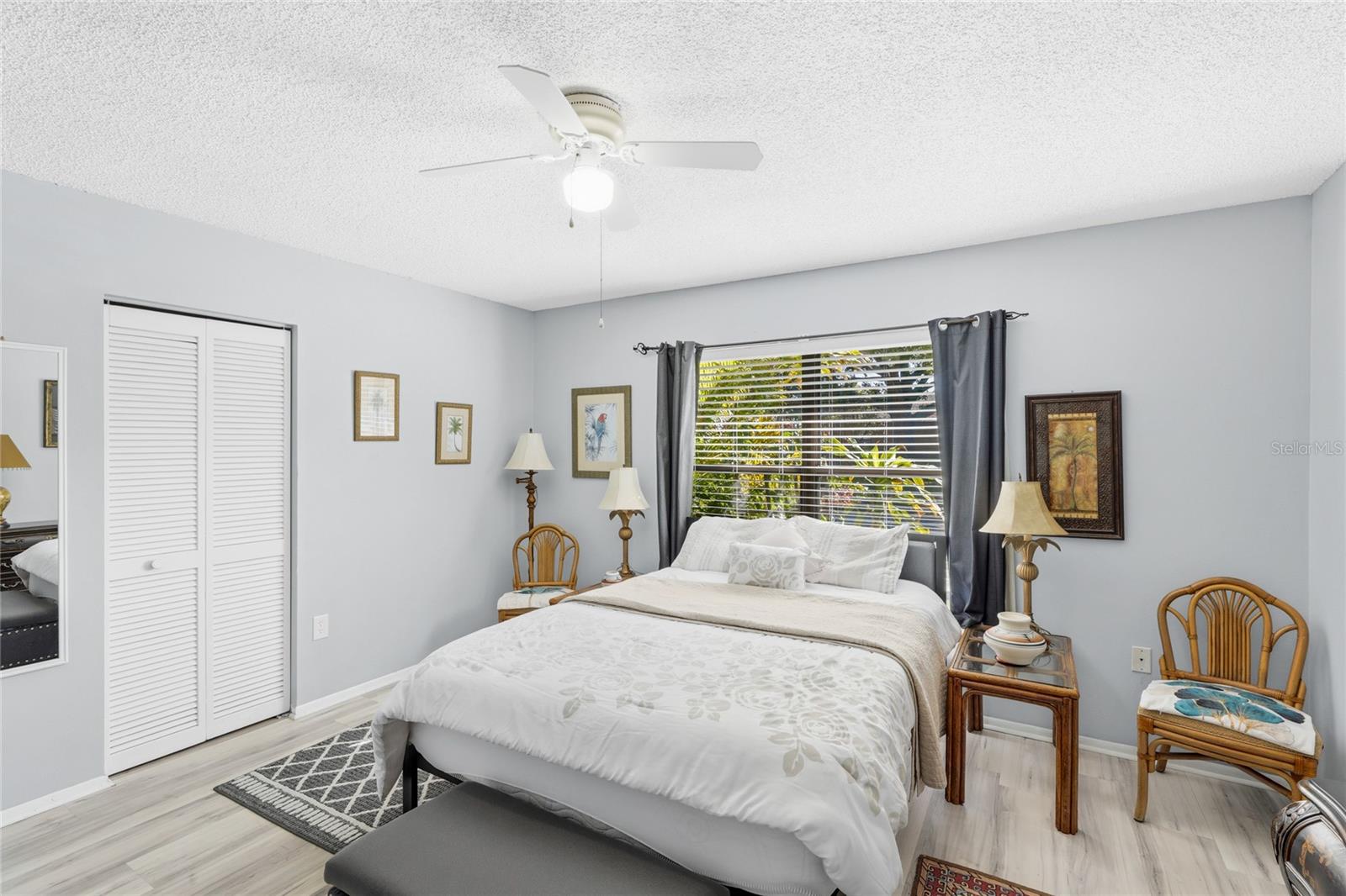 Image 16 of 24 For 5406 11th Street Circle E