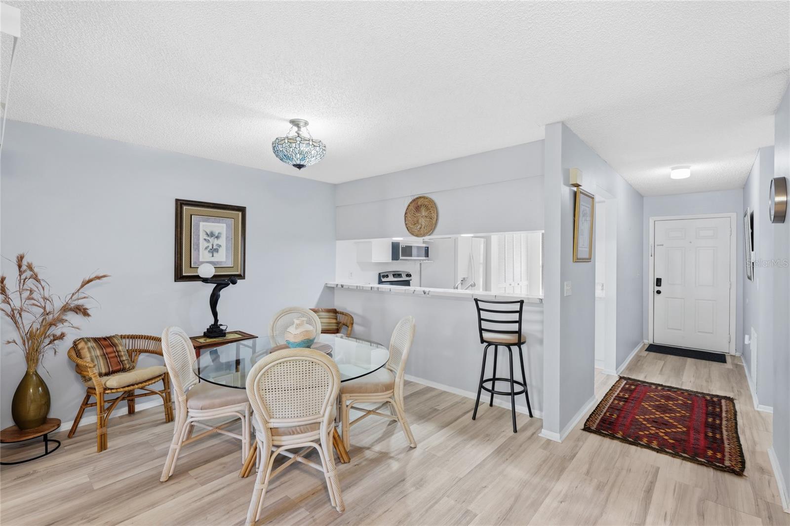 Image 6 of 24 For 5406 11th Street Circle E