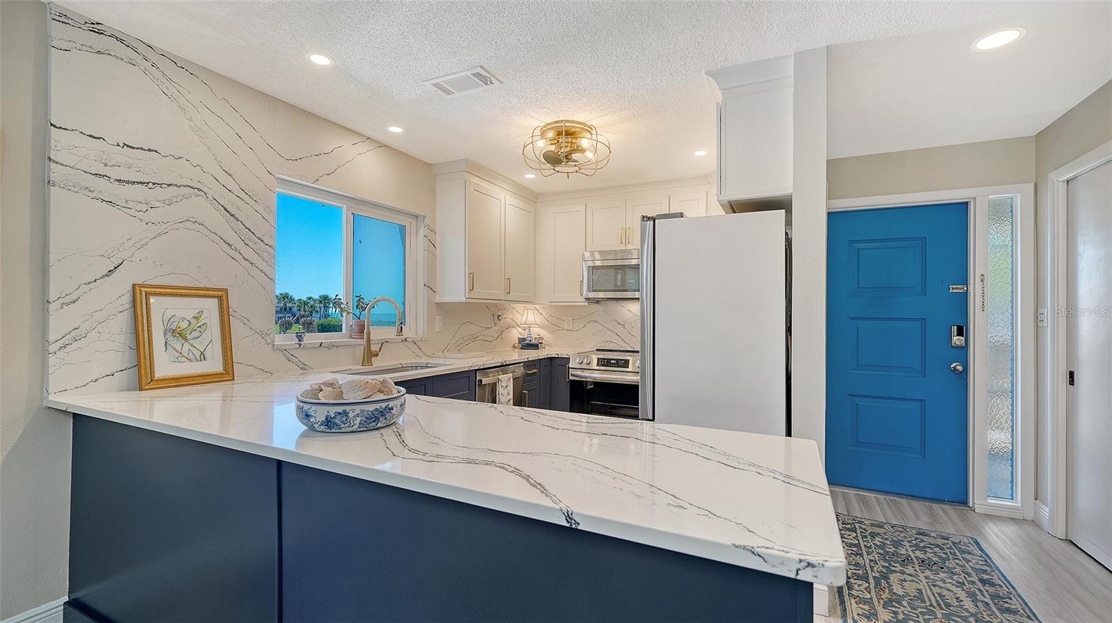 Image 10 of 43 For 6800 Gulf Of Mexico Drive 184