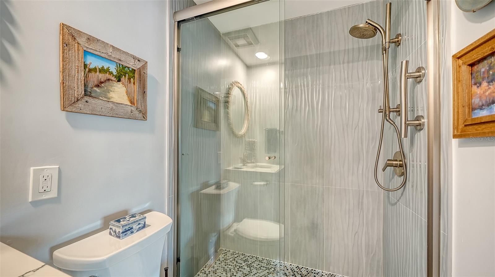 Image 16 of 43 For 6800 Gulf Of Mexico Drive 184