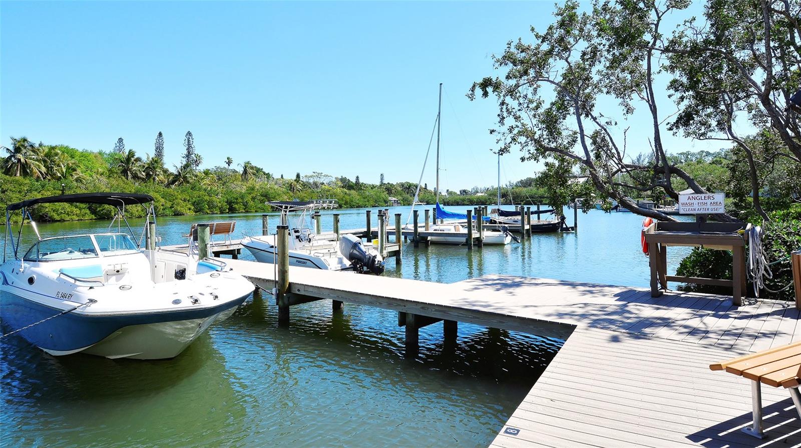 Image 29 of 43 For 6800 Gulf Of Mexico Drive 184