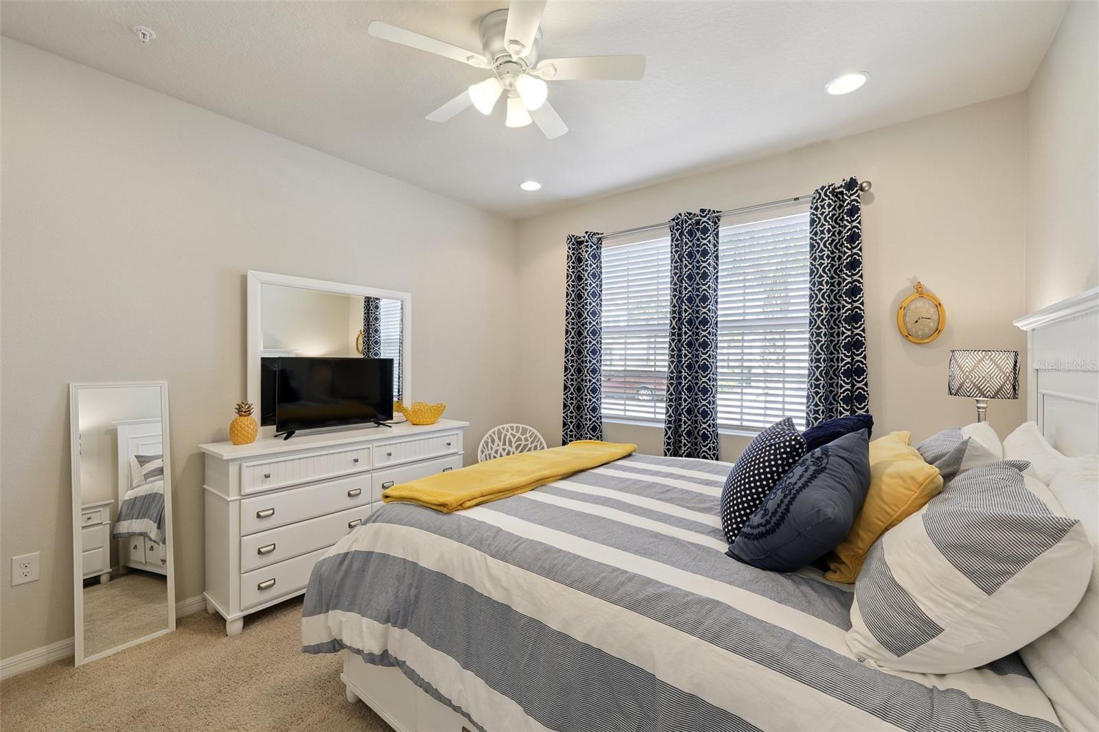 Image 22 of 35 For 8382 Enclave Way 102