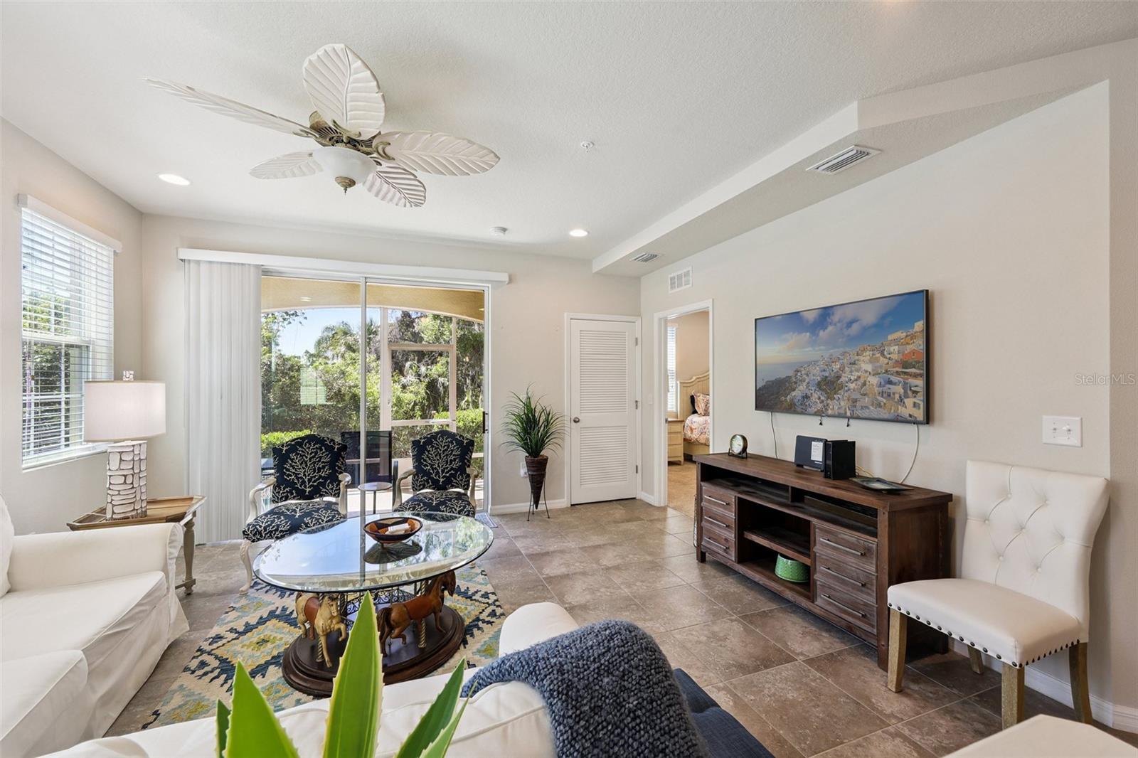 Image 9 of 35 For 8382 Enclave Way 102