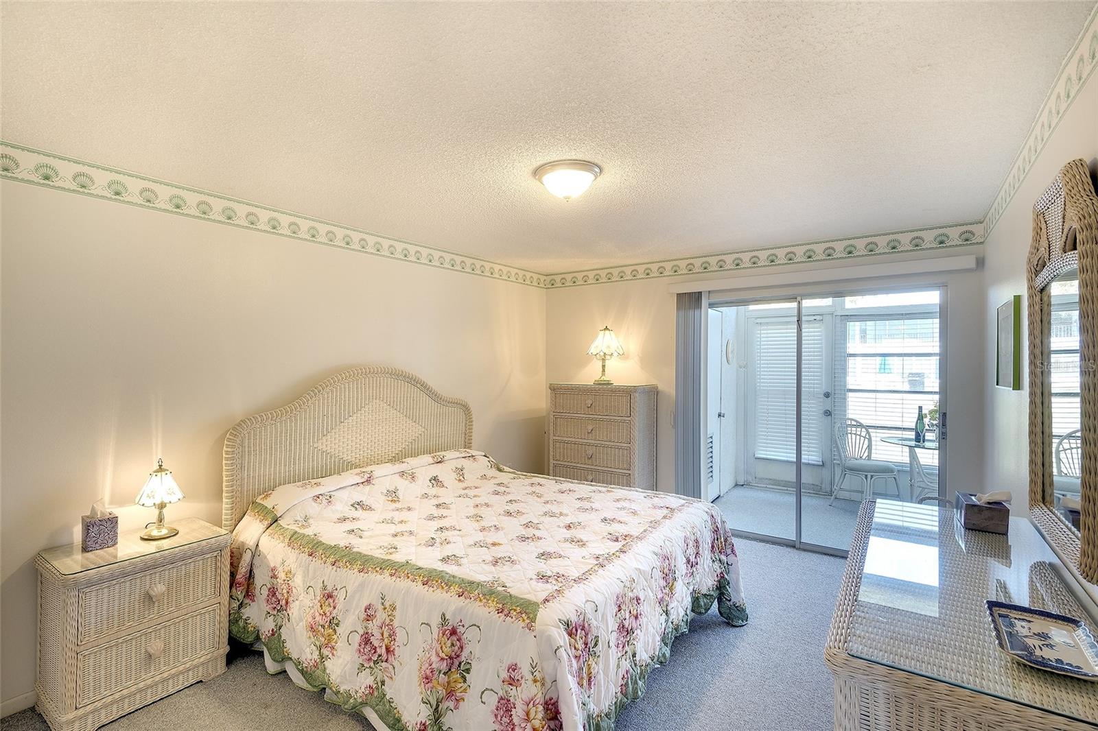 Image 13 of 21 For 305 47th Avenue Drive W 146