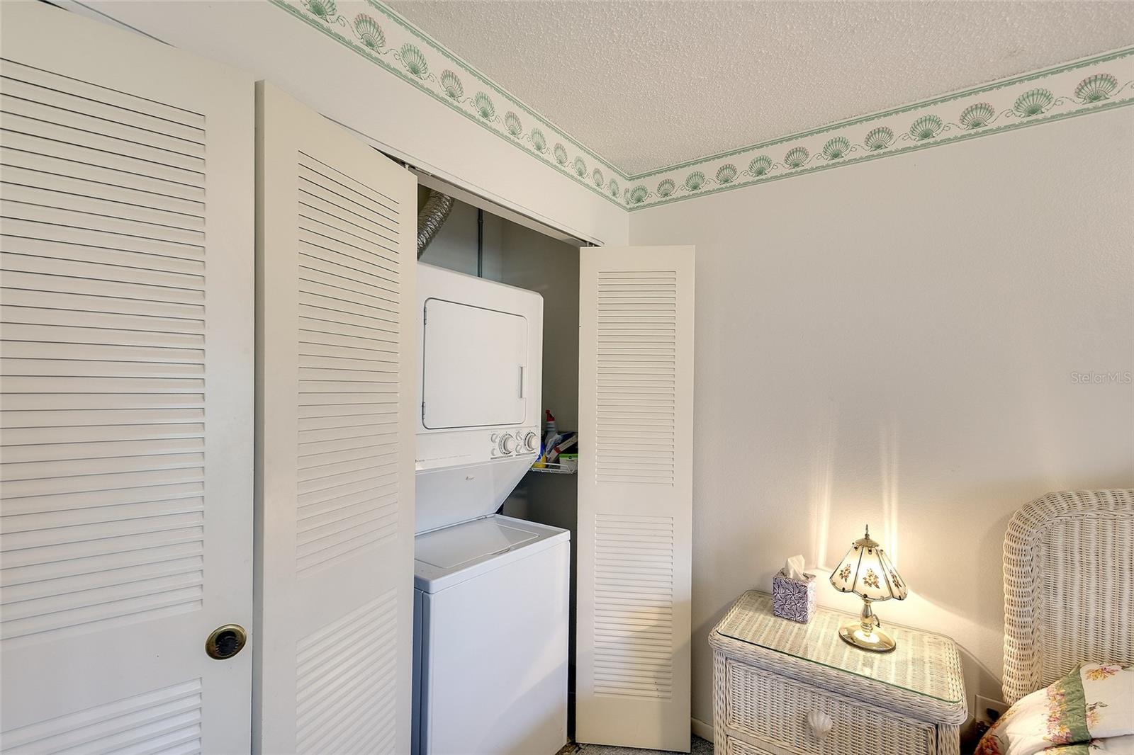 Image 14 of 21 For 305 47th Avenue Drive W 146