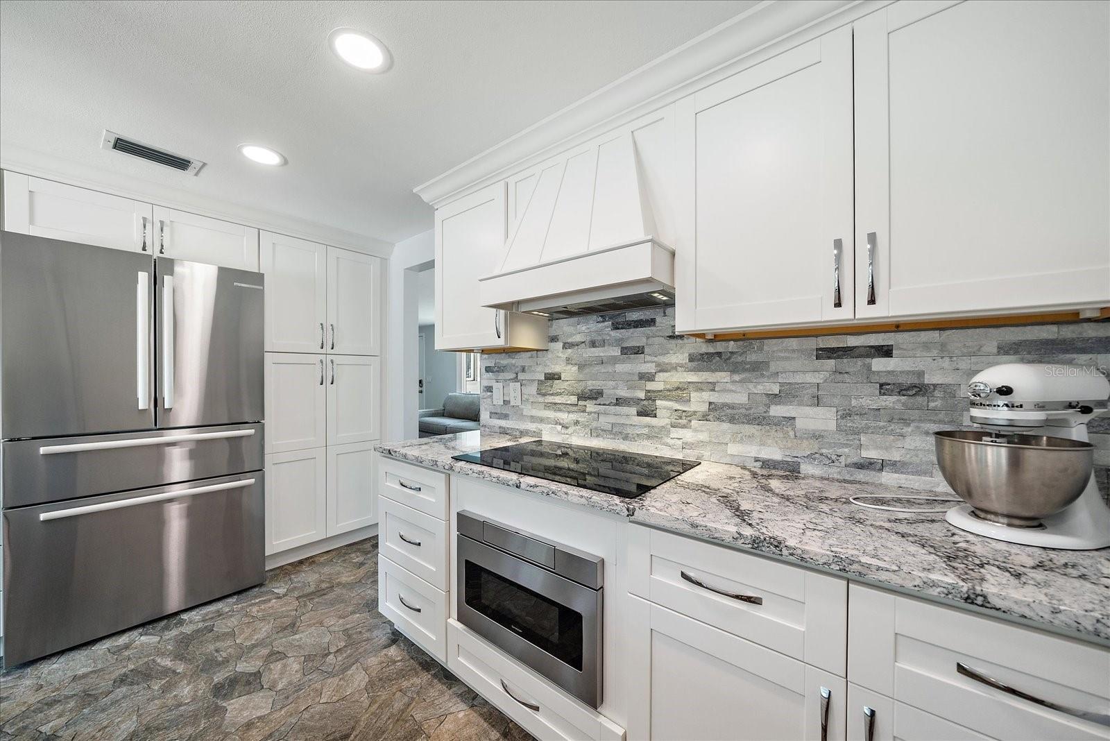 Image 11 of 25 For 2431 Bispham Road