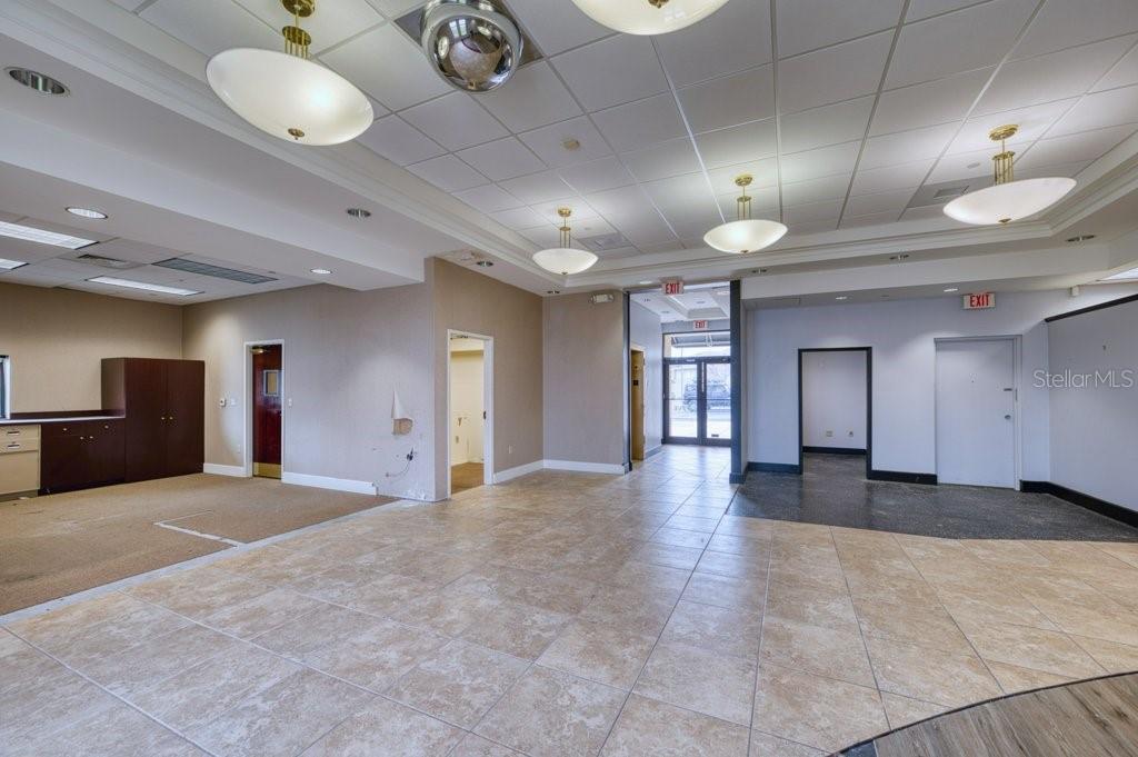 Image 14 of 32 For 8200 66th Street N 2