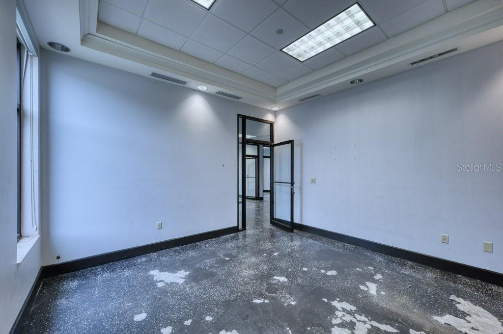 Image 24 of 32 For 8200 66th Street N 2