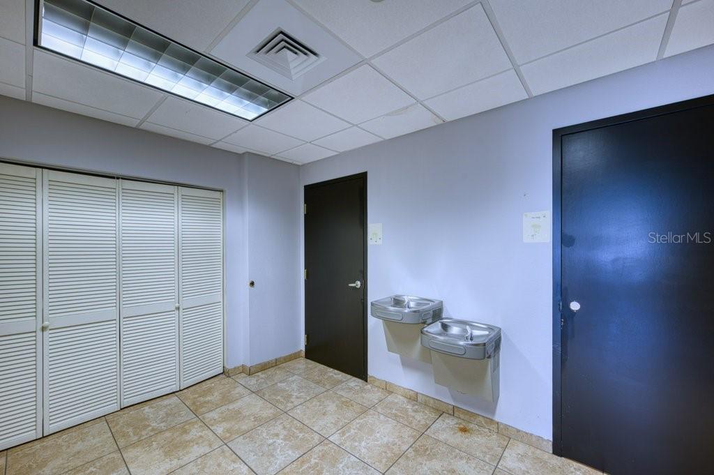 Image 26 of 32 For 8200 66th Street N 2