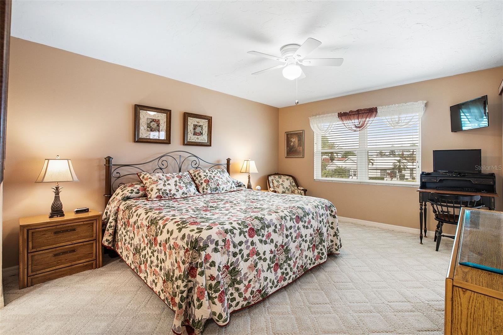 Image 23 of 53 For 1100 Capri Isles Boulevard 325