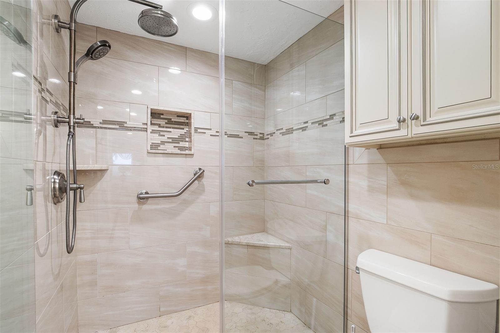 Image 28 of 53 For 1100 Capri Isles Boulevard 325