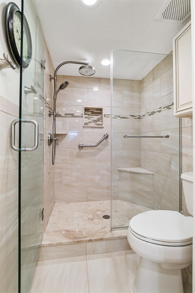 Image 30 of 53 For 1100 Capri Isles Boulevard 325