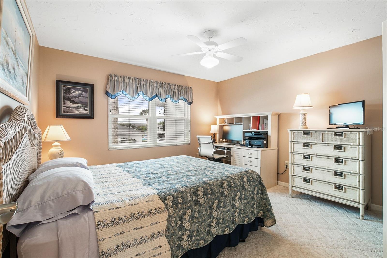 Image 33 of 53 For 1100 Capri Isles Boulevard 325