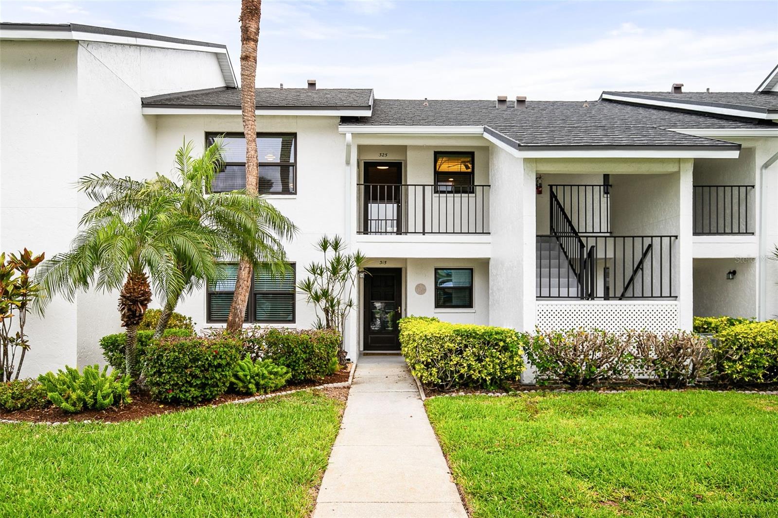 Image 8 of 53 For 1100 Capri Isles Boulevard 325