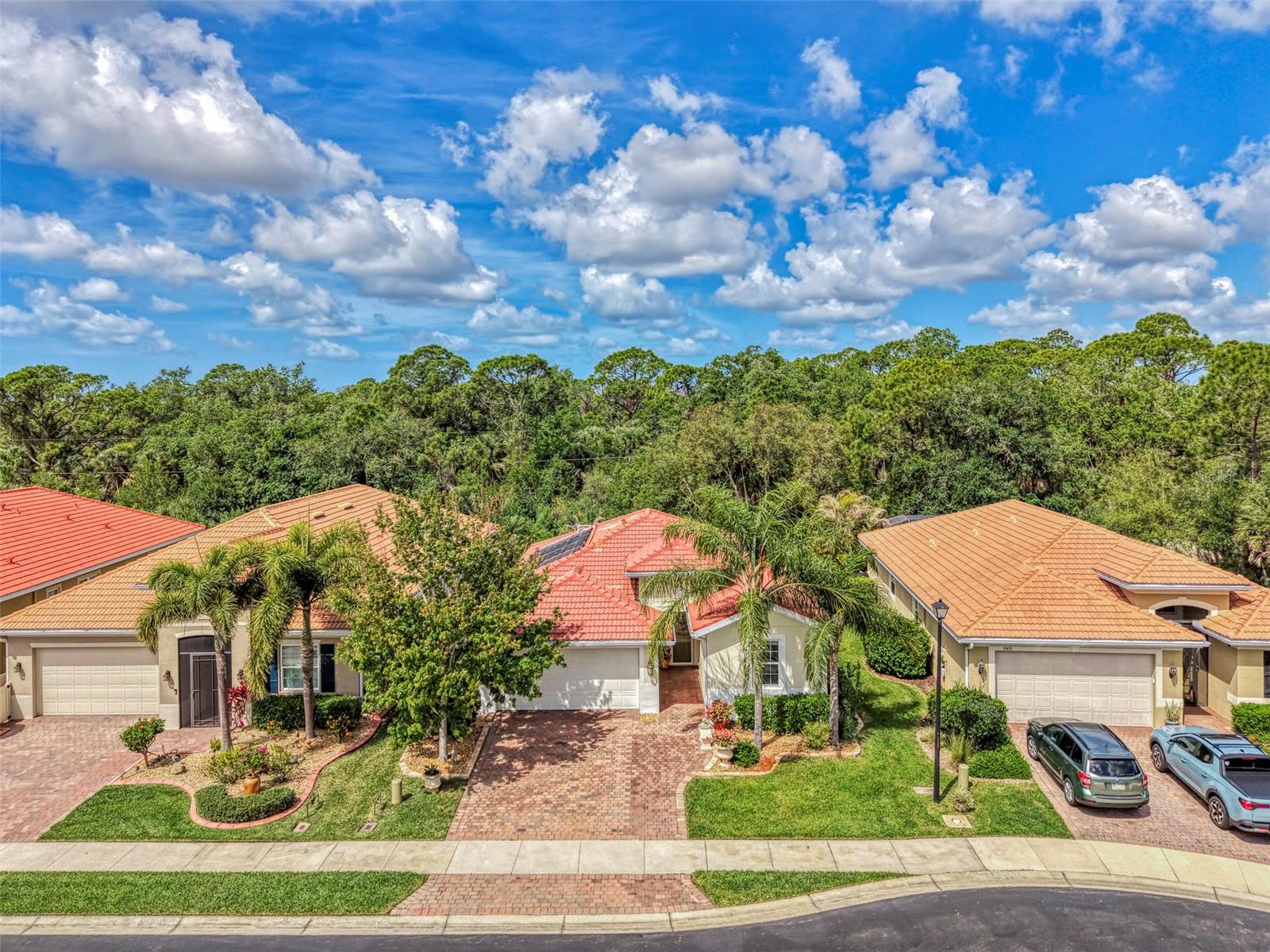 Image 3 of 72 For 11455 Blackfin Street