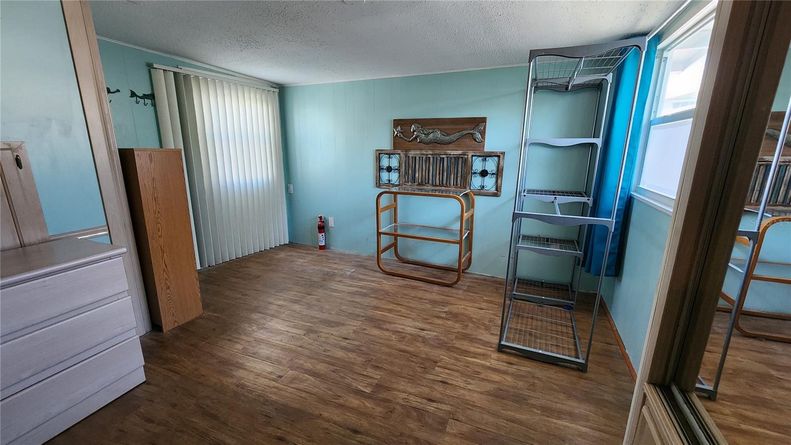 Image 15 of 33 For 3300 26th Avenue E 225