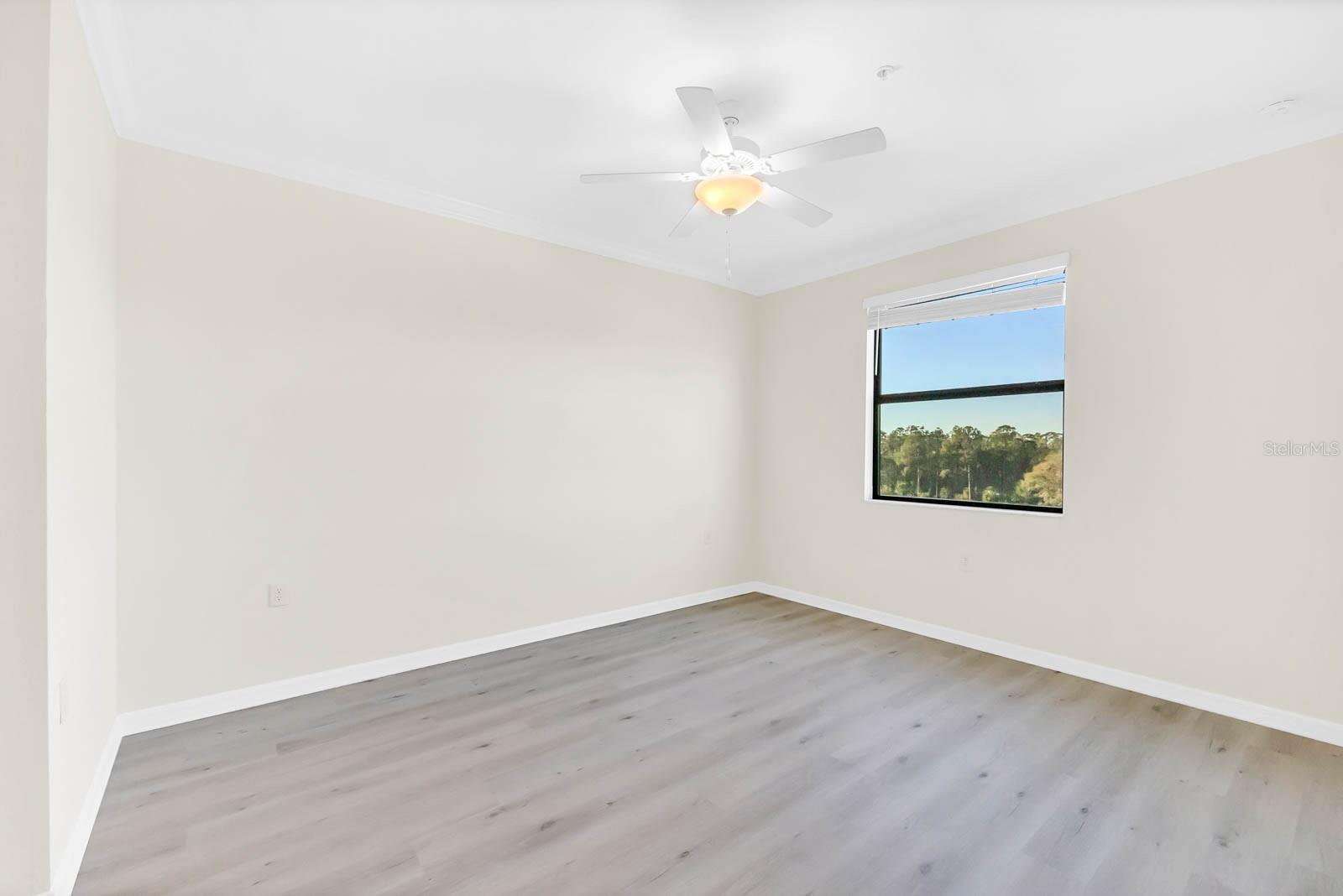 Image 13 of 27 For 17510 Gawthrop Drive 404