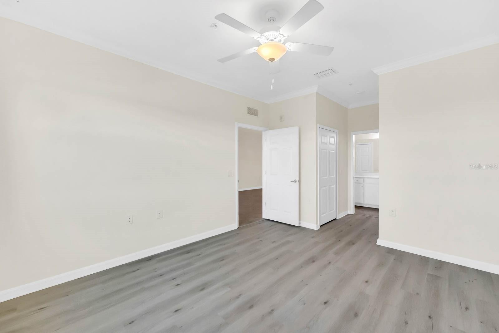 Image 17 of 27 For 17510 Gawthrop Drive 404