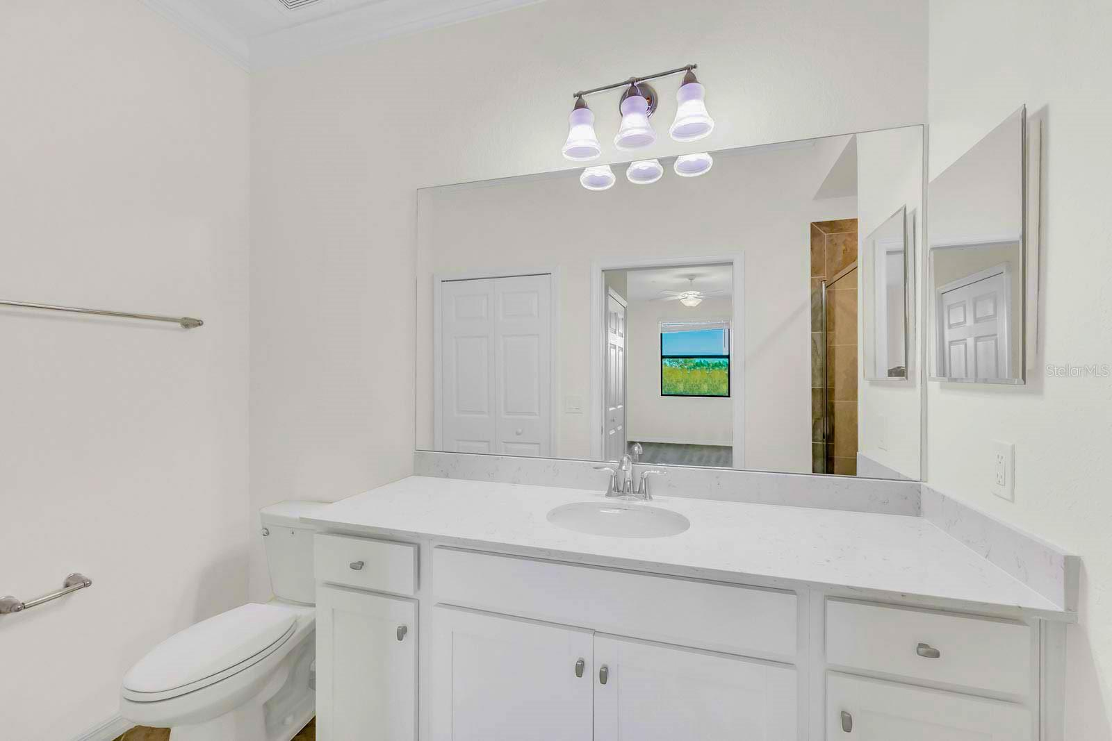 Image 19 of 27 For 17510 Gawthrop Drive 404