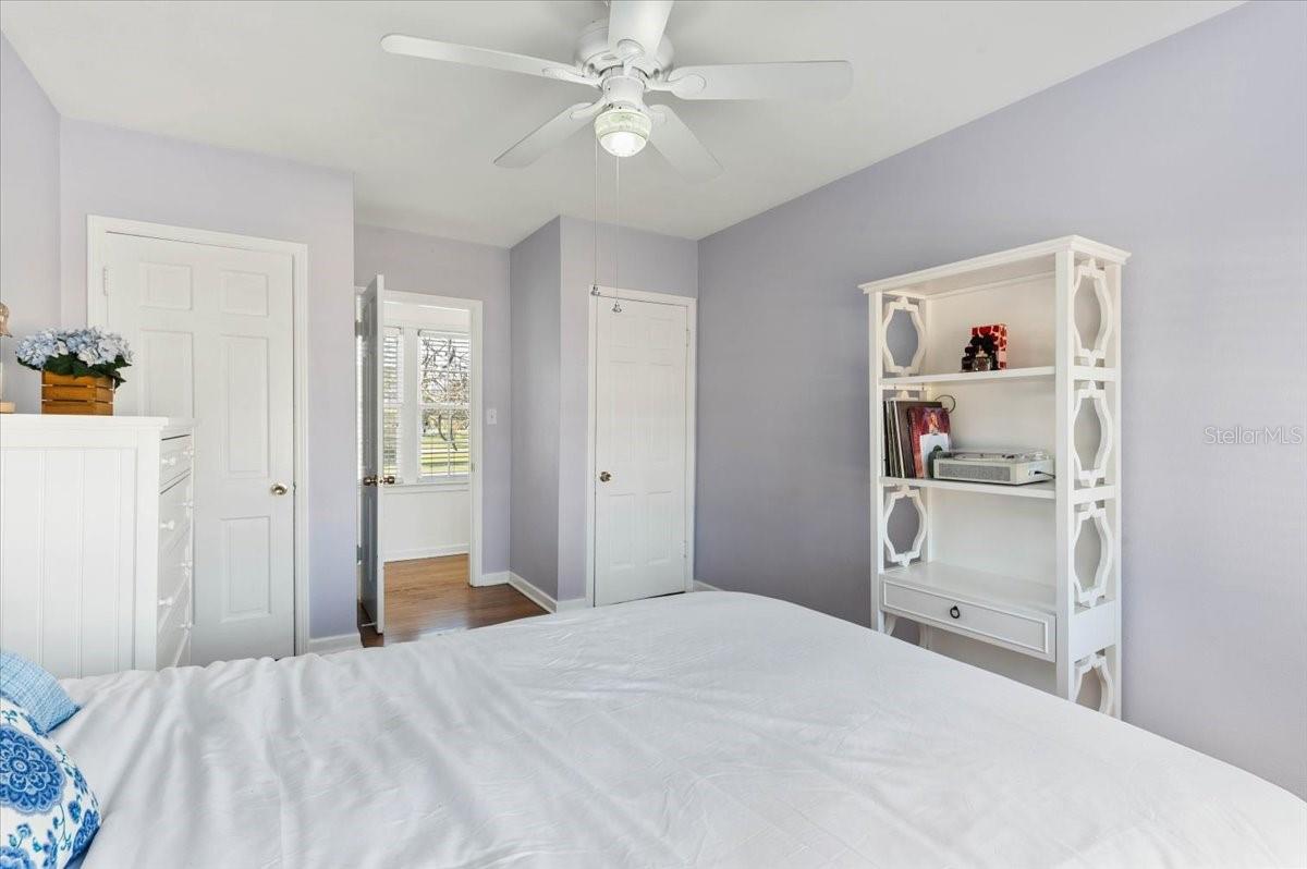 Image 13 of 28 For 2514 15th Avenue W