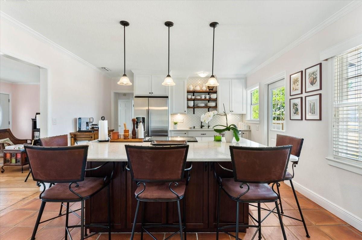 Image 6 of 28 For 2514 15th Avenue W