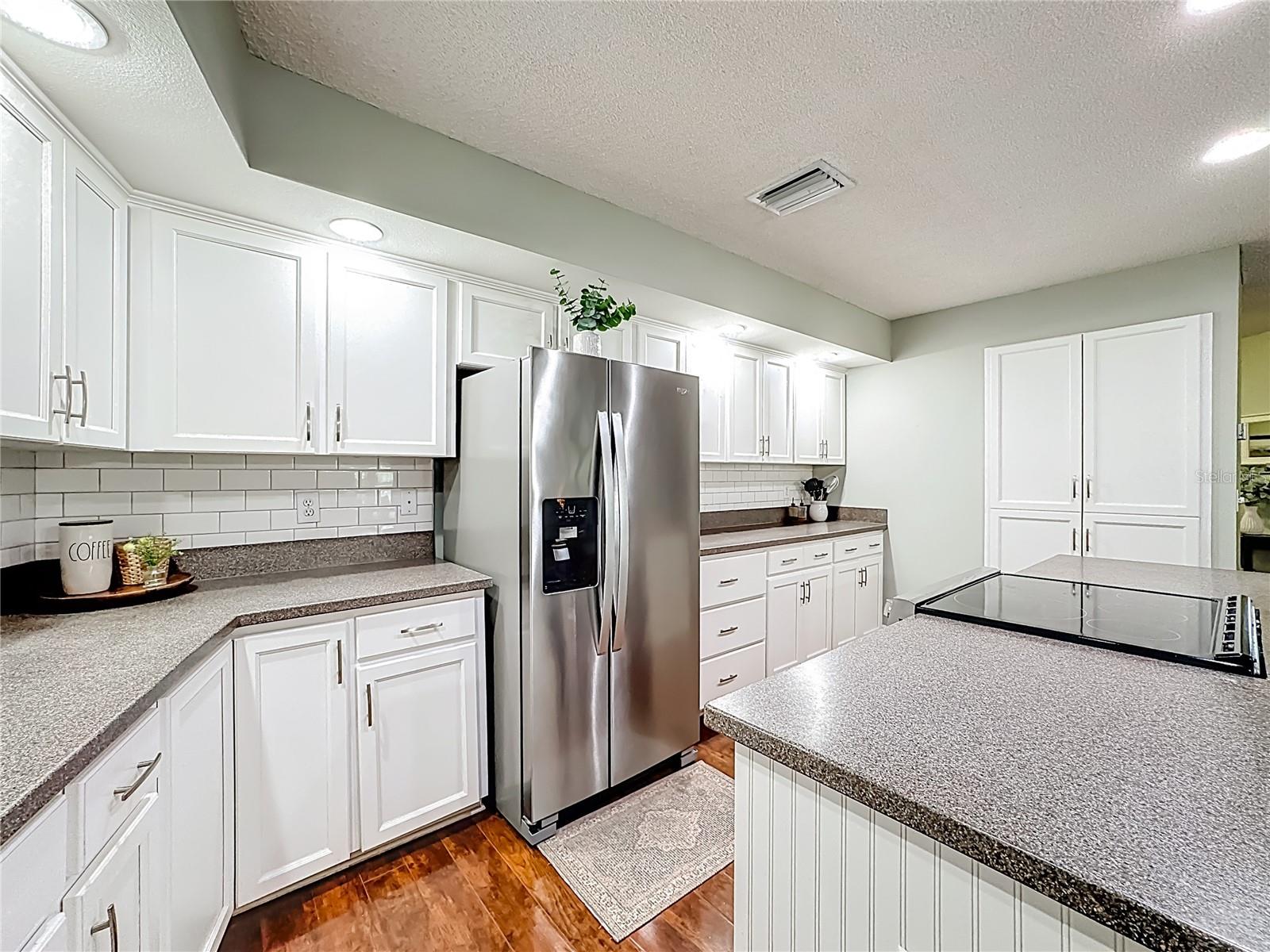 Image 18 of 52 For 916 87th Street Nw