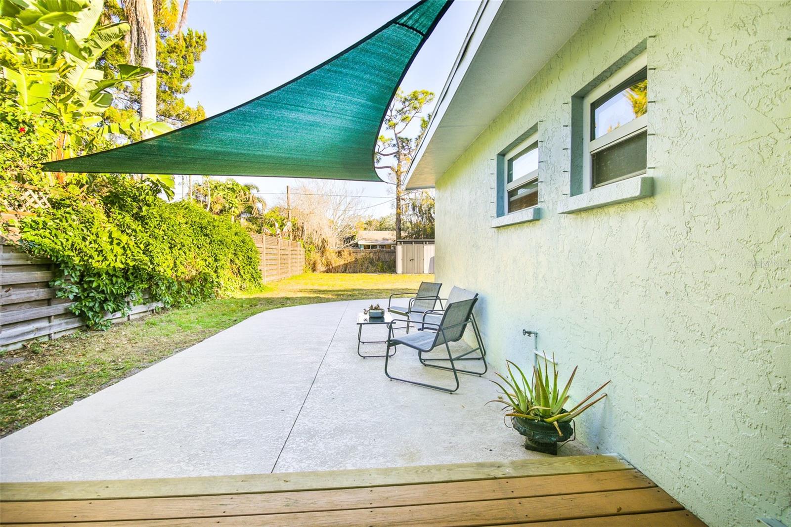 Image 16 of 17 For 2181 Hyde Park Street