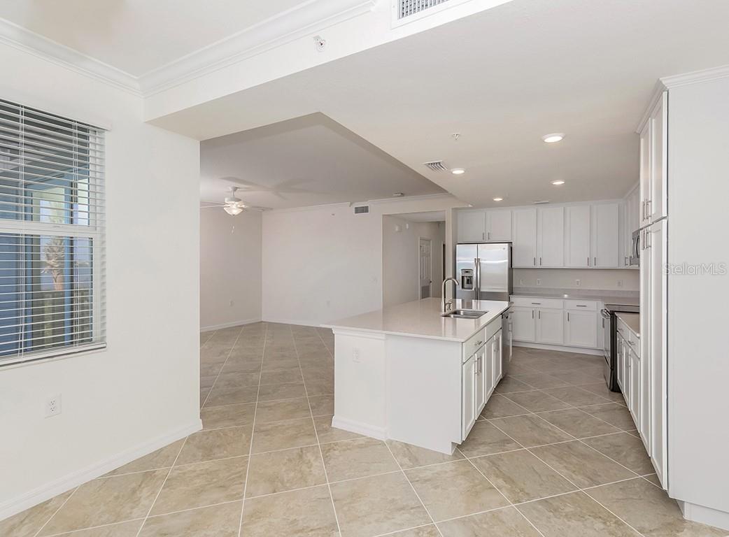 Image 16 of 27 For 920 Tidewater Shores Loop 307