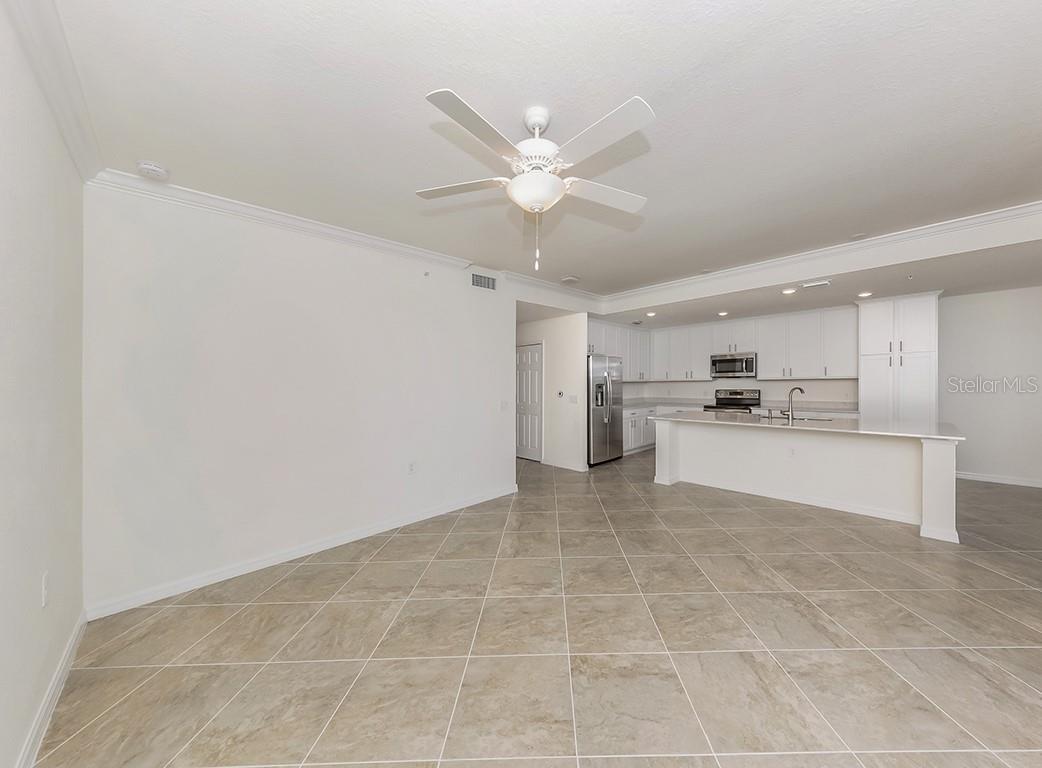 Image 20 of 27 For 920 Tidewater Shores Loop 307