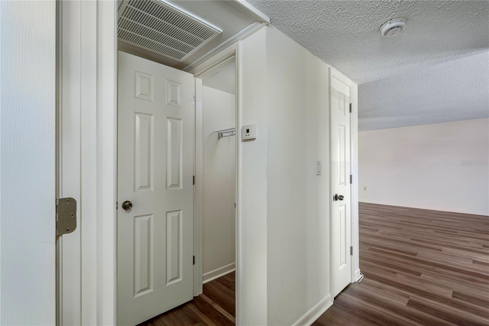 Image 18 of 34 For 7001 Place De La Paix  2a