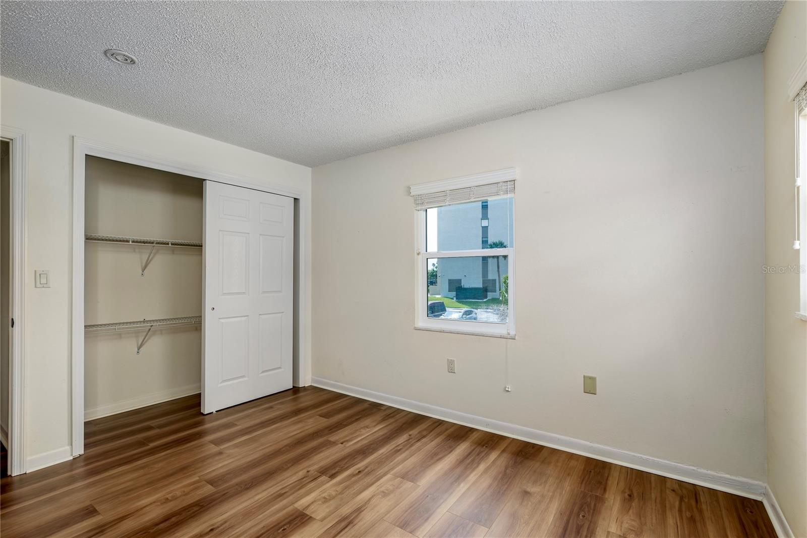 Image 19 of 34 For 7001 Place De La Paix  2a