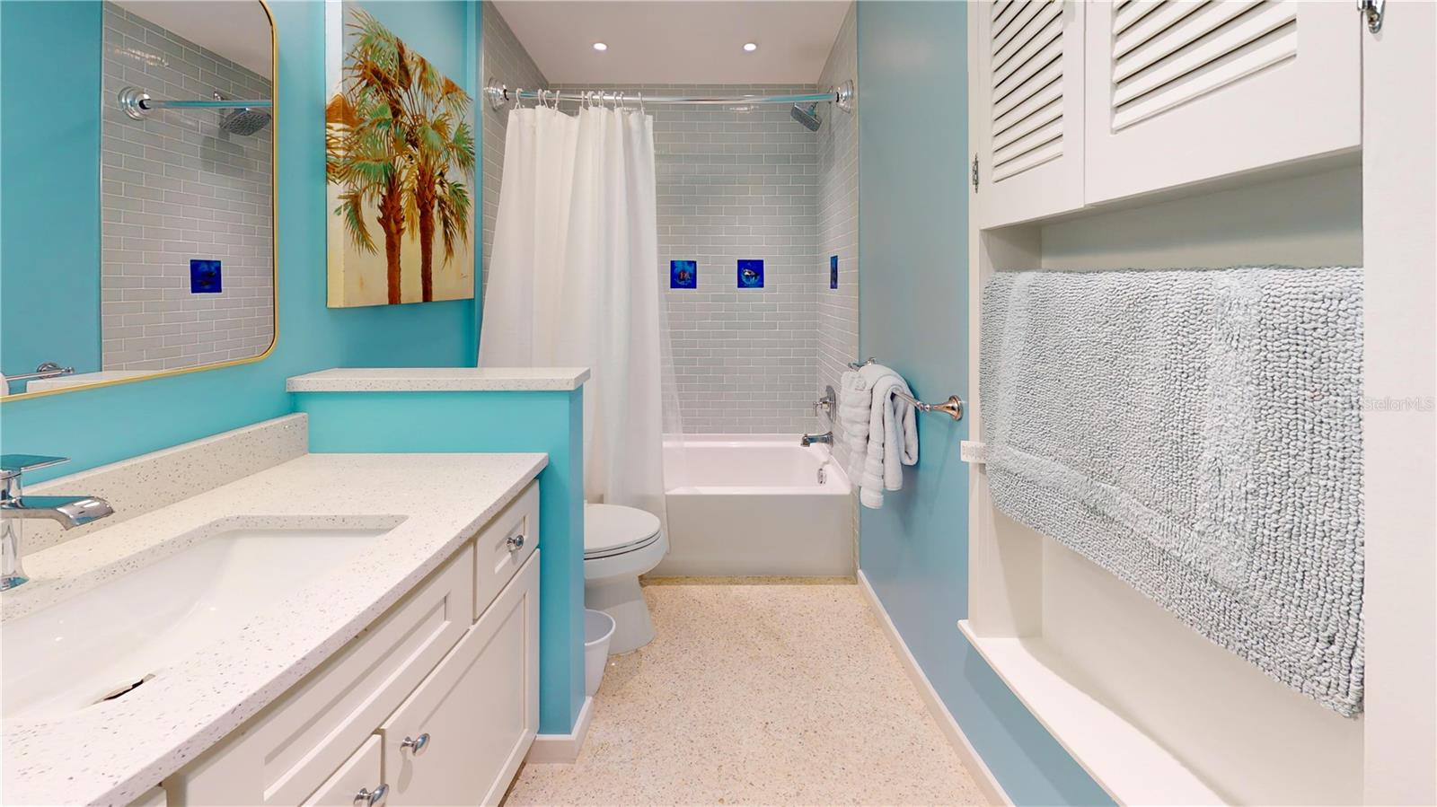 Image 16 of 20 For 718 Spanish Drive N