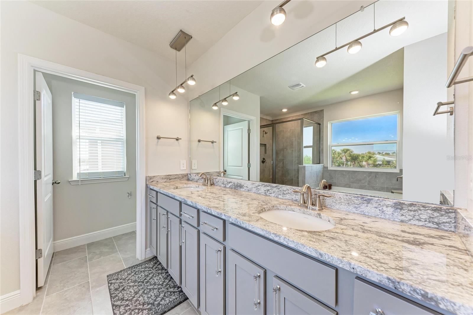 Image 36 of 50 For 5336 Grove Mill Loop