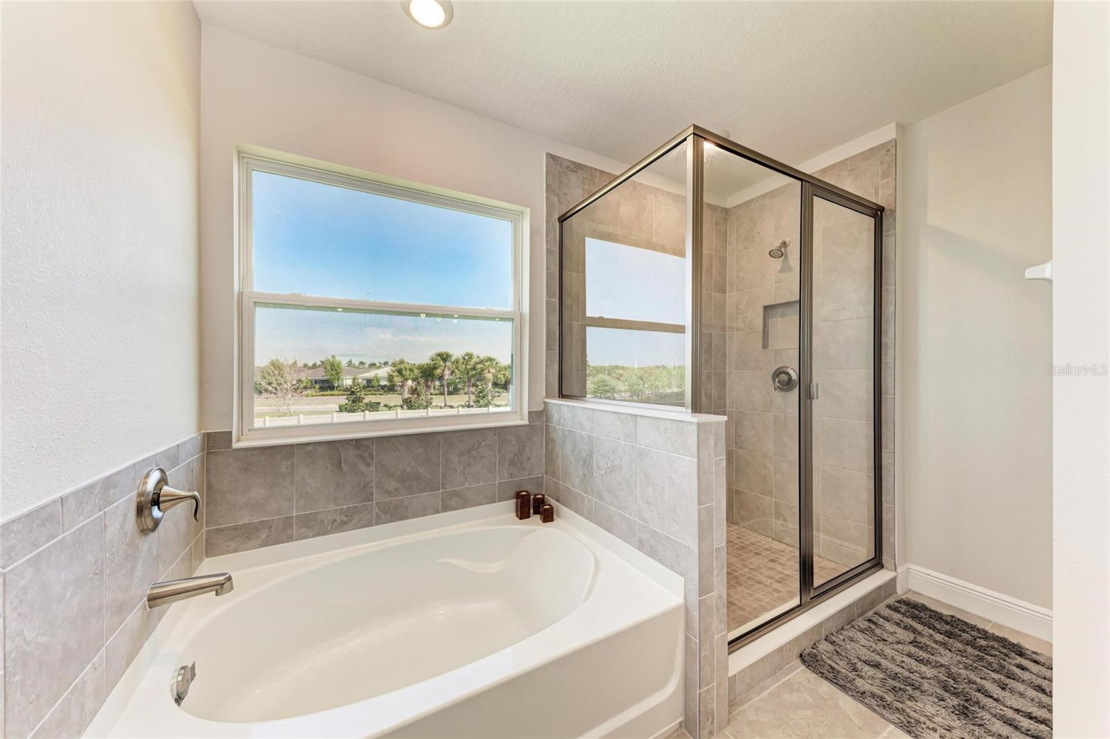 Image 37 of 50 For 5336 Grove Mill Loop