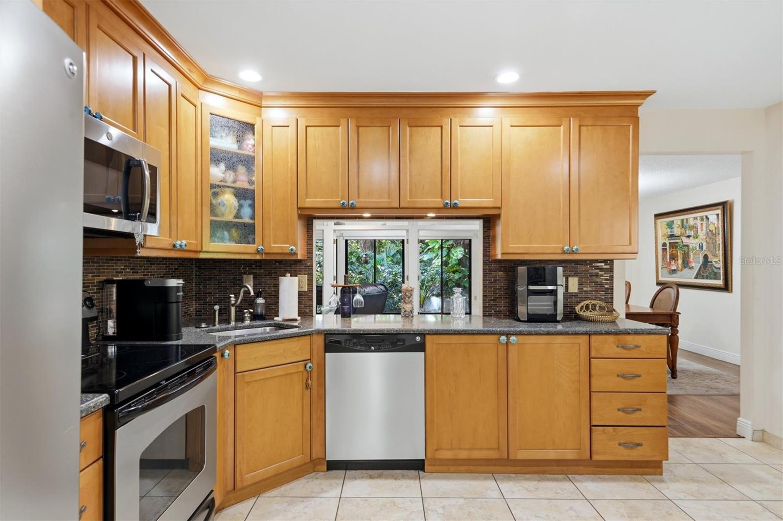 Image 13 of 70 For 3351 Thornwood Road 3351