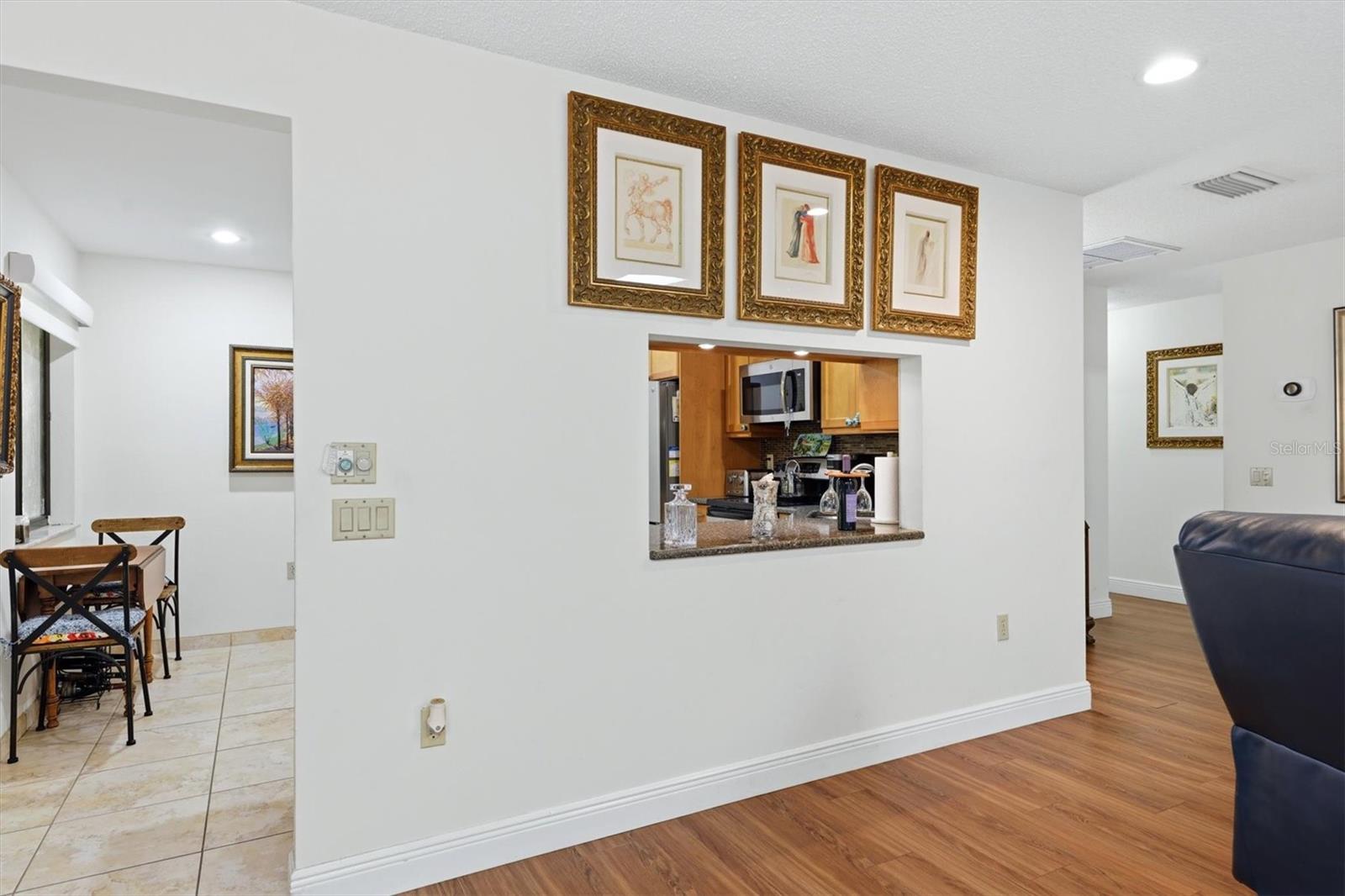 Image 15 of 70 For 3351 Thornwood Road 3351