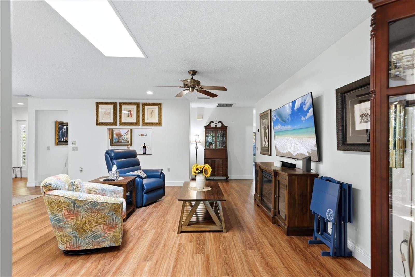 Image 22 of 70 For 3351 Thornwood Road 3351