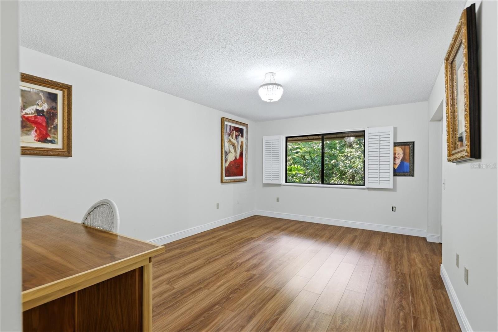 Image 26 of 70 For 3351 Thornwood Road 3351