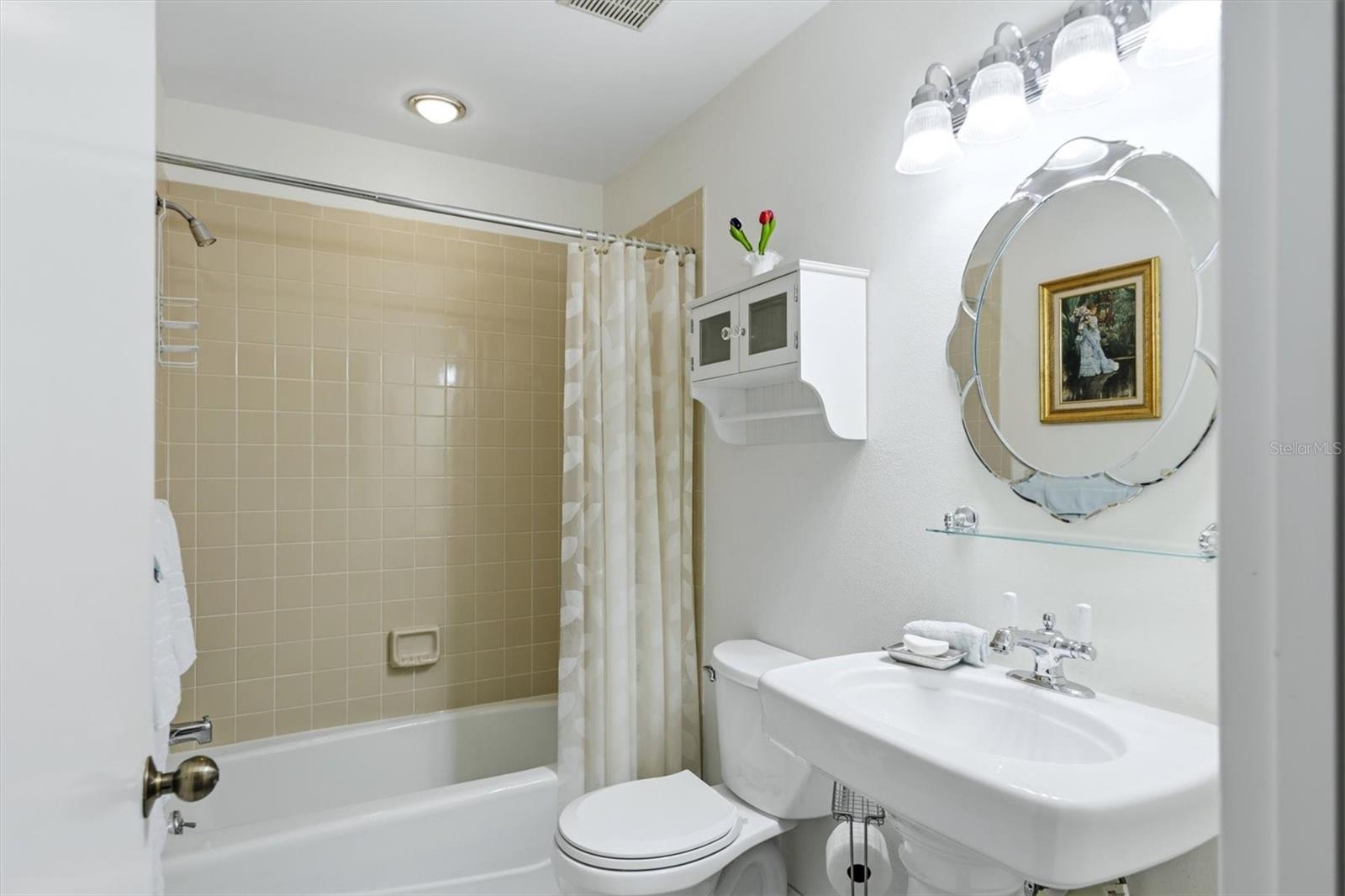 Image 31 of 70 For 3351 Thornwood Road 3351