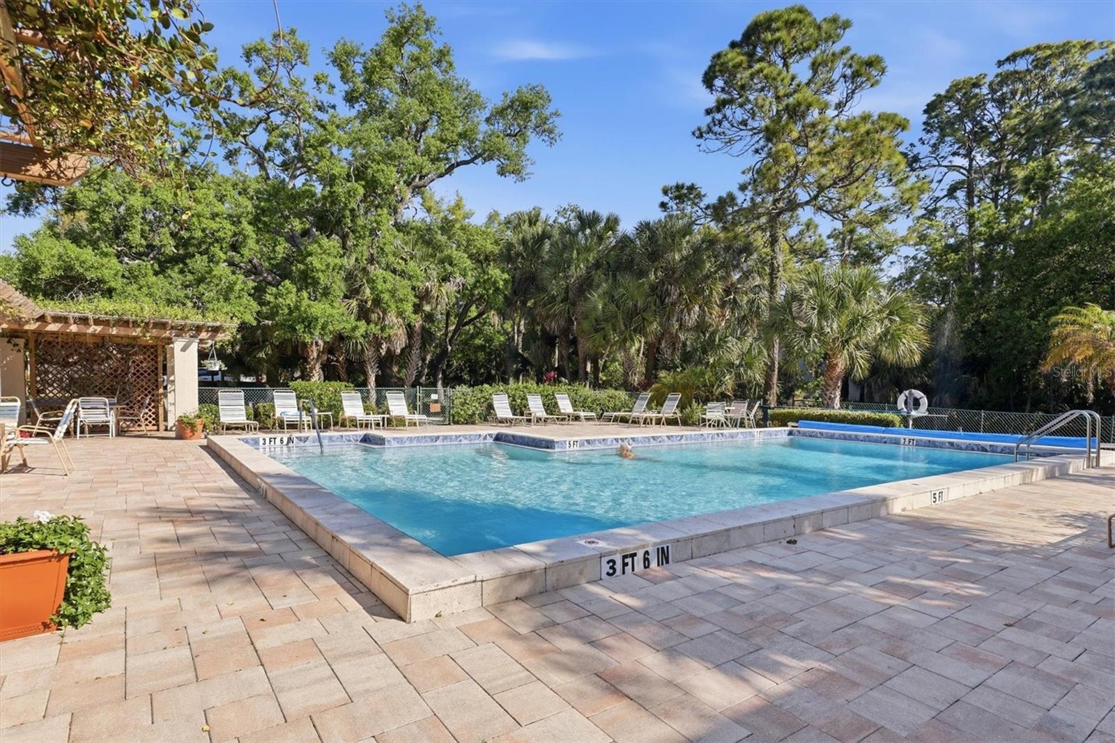 Image 41 of 70 For 3351 Thornwood Road 3351