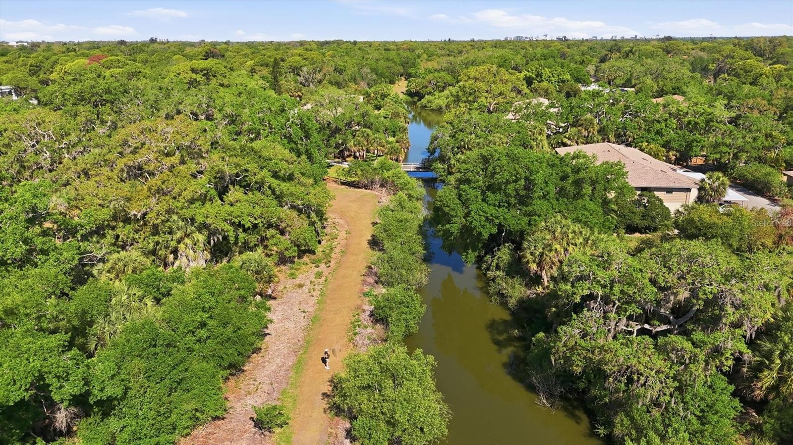 Image 57 of 70 For 3351 Thornwood Road 3351