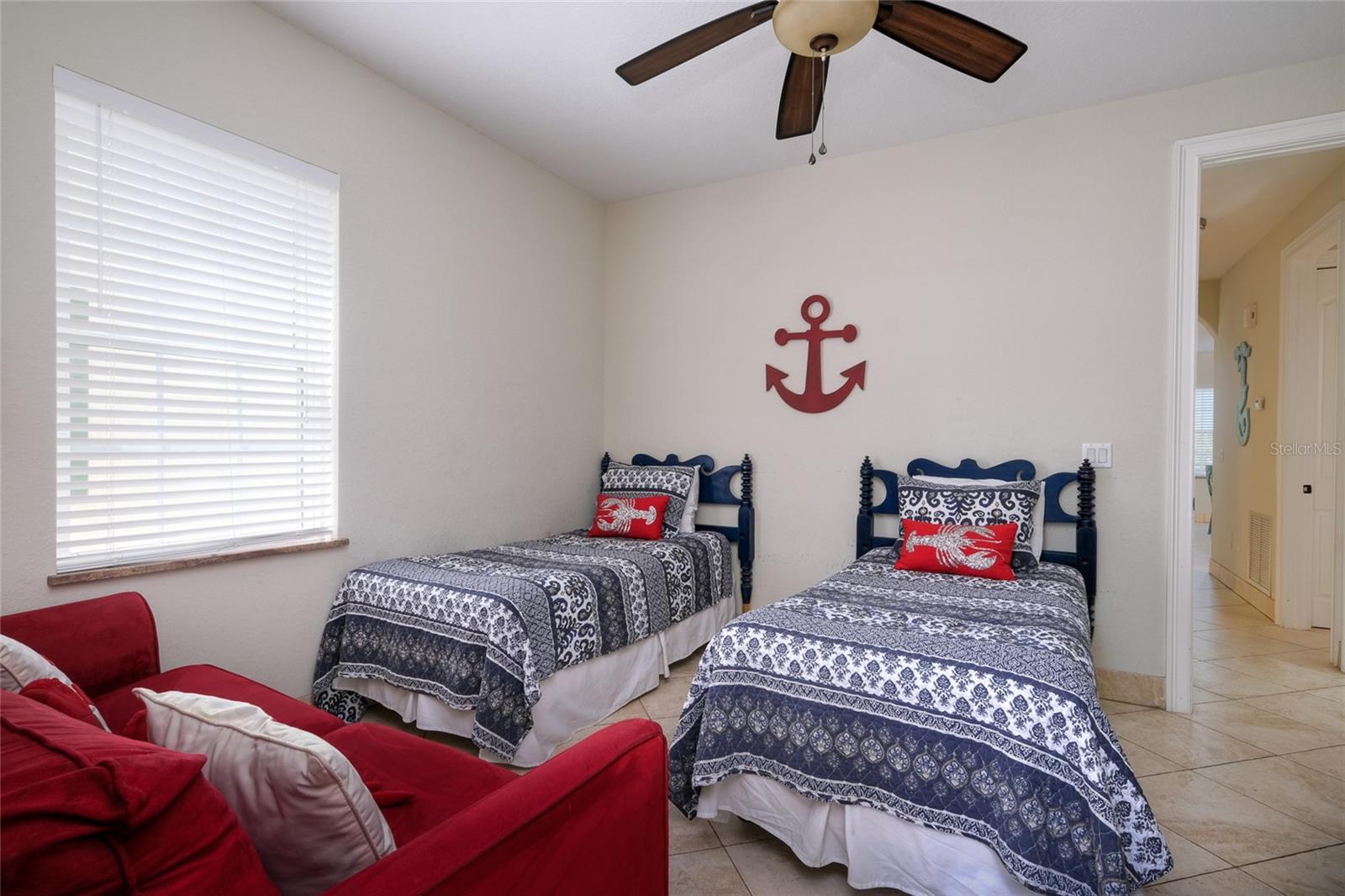 Image 19 of 38 For 4118 5th Avenue