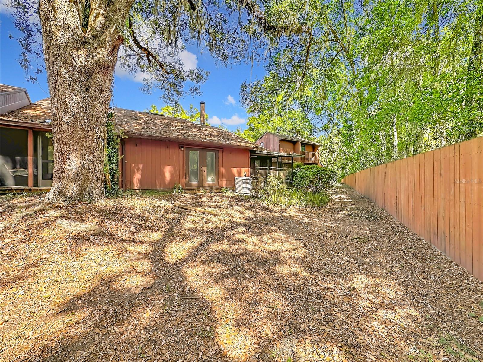 Image 23 of 26 For 4019 17th Terrace