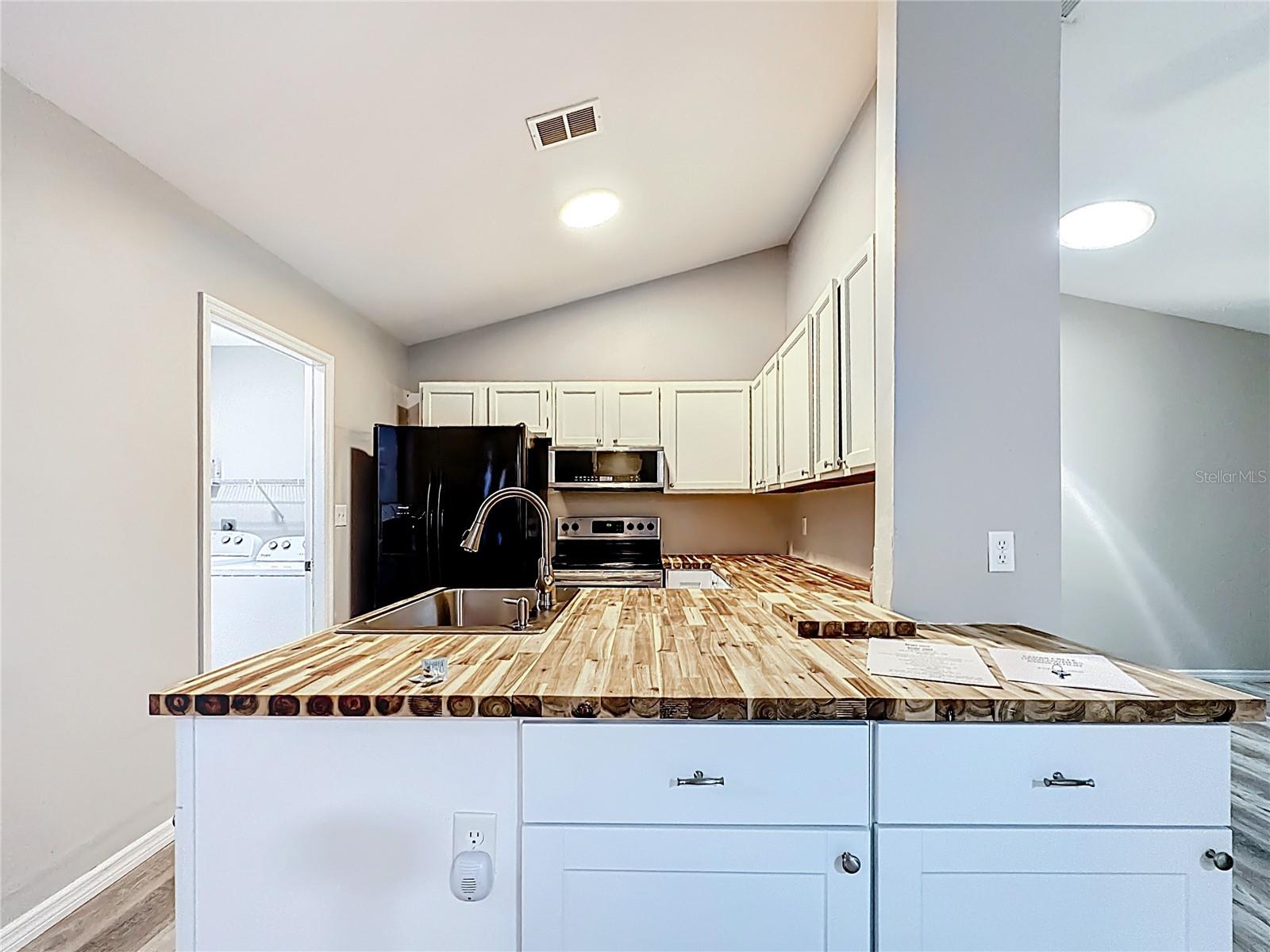 Image 8 of 26 For 4019 17th Terrace