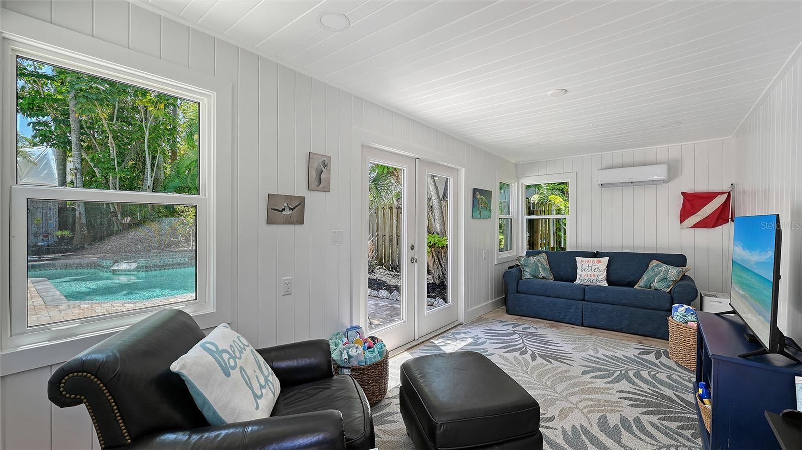 Image 58 of 76 For 204 24th Street W